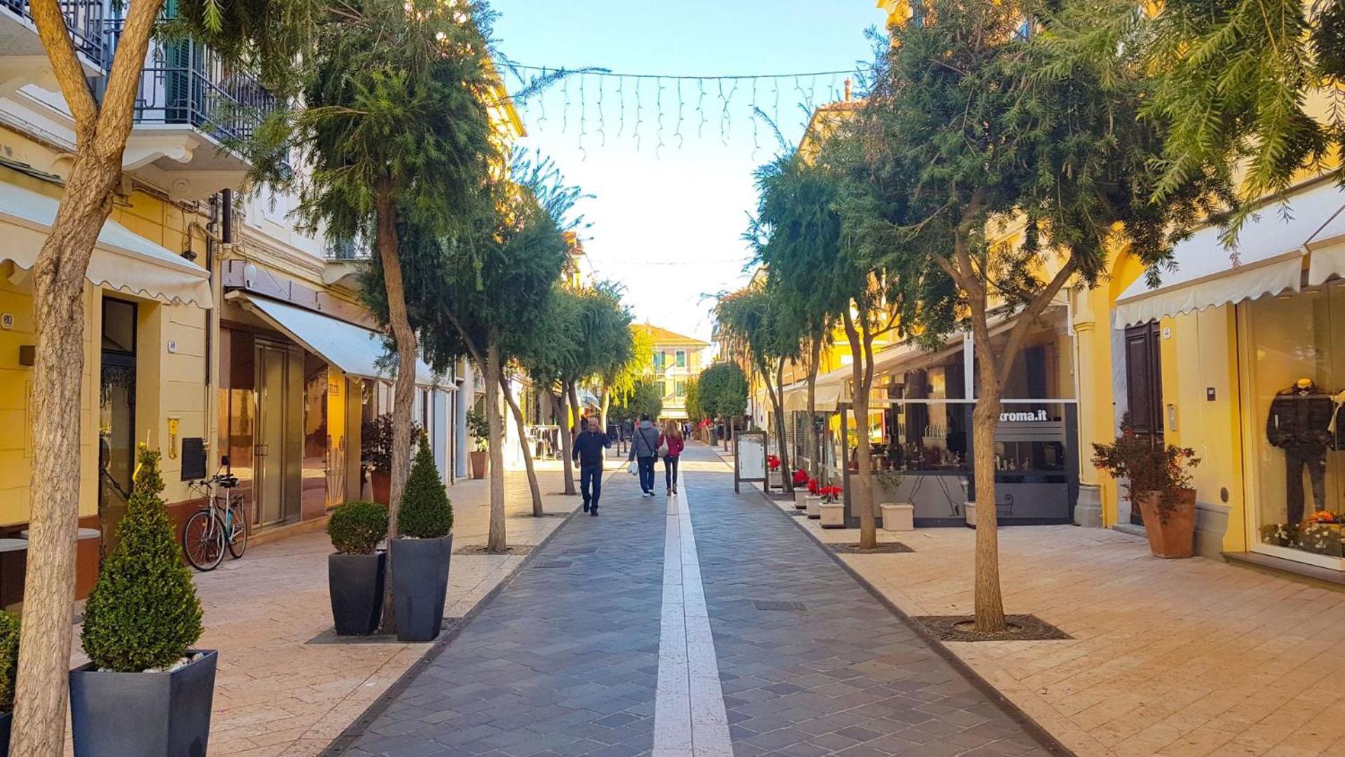 Вилла Casa Bisou Italia Wifi Et Parking Free Privato Diano San Pietro Экстерьер фото